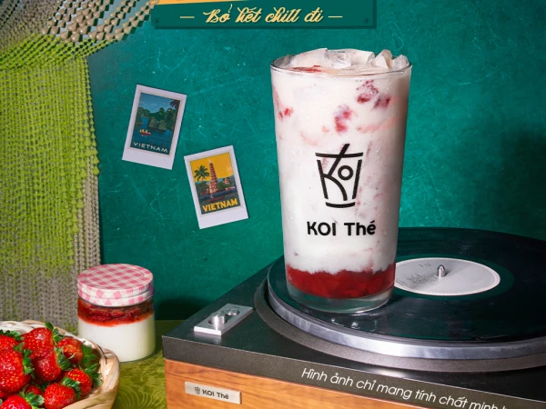 Thức uống Lục Trà Sữa Dâu Yogurt  là phiên bản cải tiến từ dòng sản phẩm Dâu từ Koi Thé