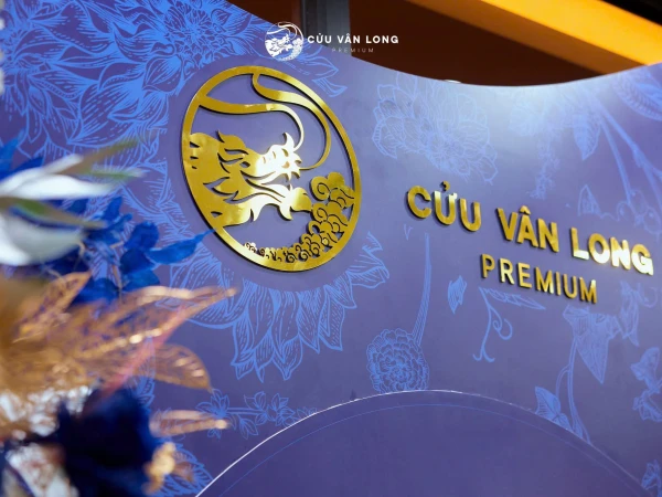 Không gian ấm áp cho buổi tiệc sum vầy tại Cửu Vân Long Premium - Vincom Center Bà Triệu