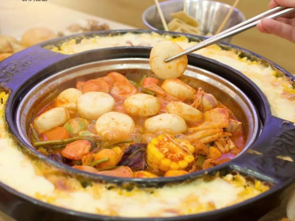 SPICY BOX - Ăn không hối hả, thư thả cuộc vui