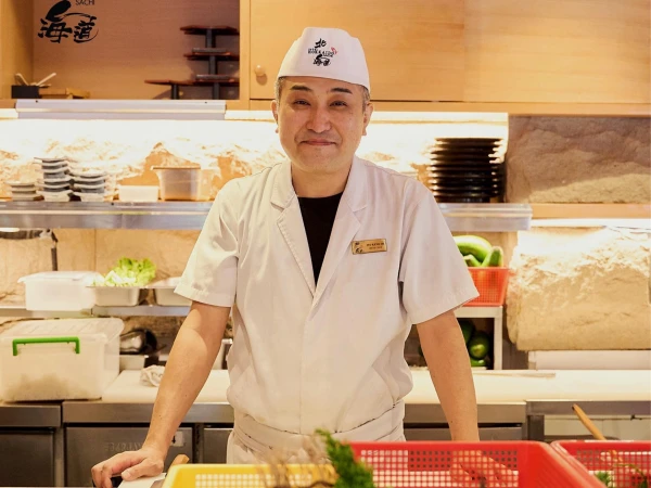 Sự kết nối chính là điều mà bếp trưởng Ito muốn duy trì ở tại nhà hàng mà bác đứng chính.