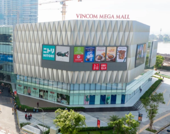 Uniqlo Mega Mall Grand Park