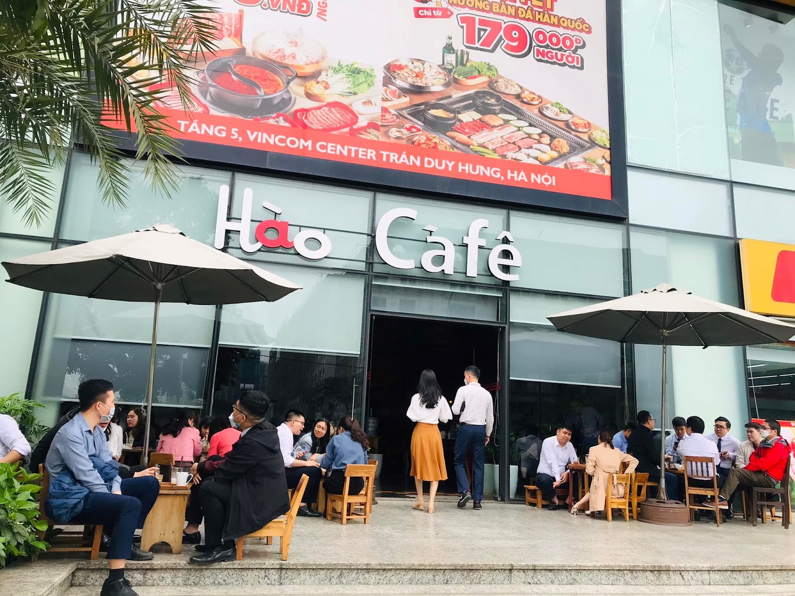 cửa hàng Cafe Hào tại Vincom Center Trần Duy Hưng