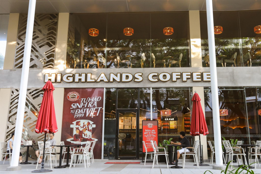 Thương hiệu Highlands Coffee nổi tiếng tại TTTM Vincom