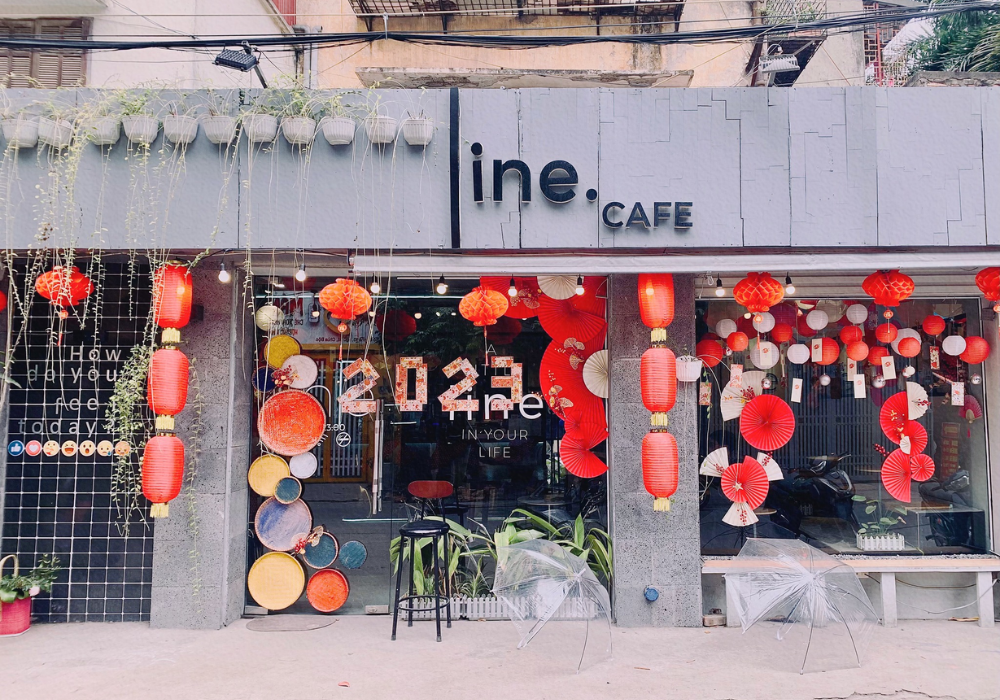 Line. Cafe