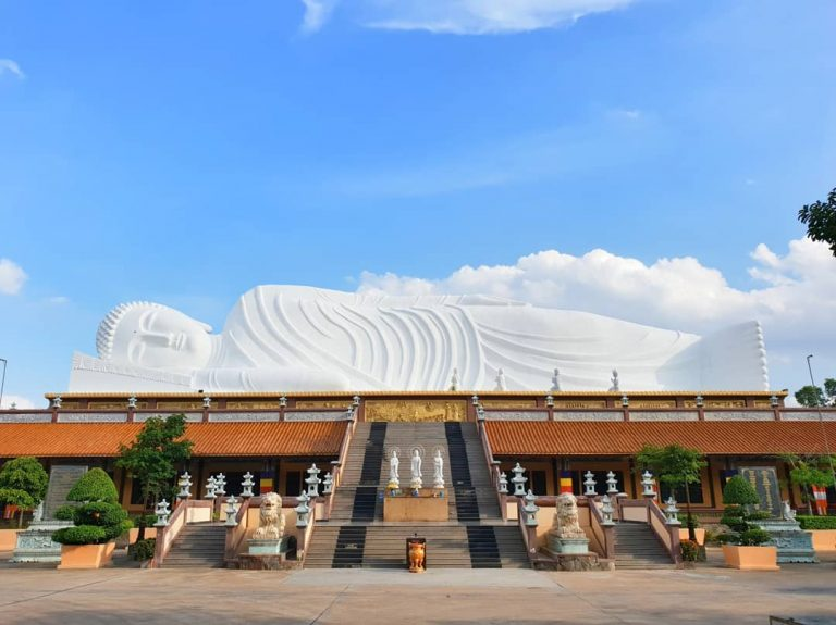bức tượng Phật nằm dài nhất Châu Á ở chùa