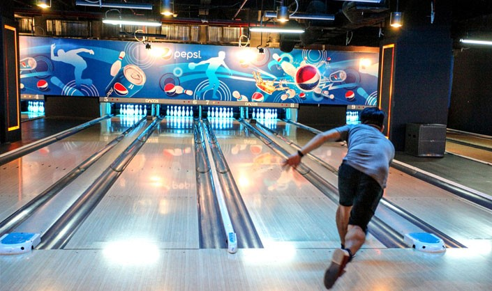 chơi bowling tại Parkson Đà Nẵng