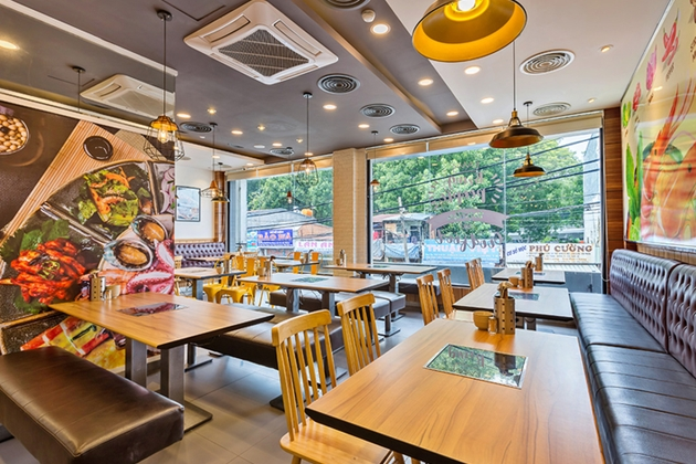 không gian rộng rãi điểm cộng lớn của quán