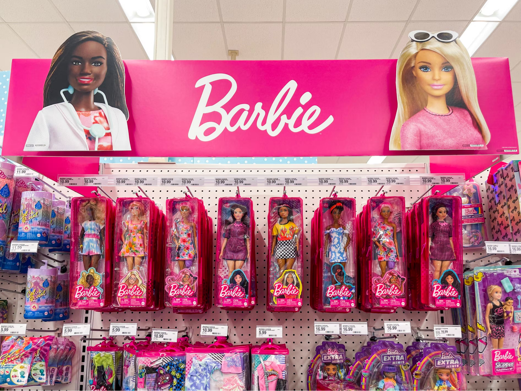 Búp bê Barbie