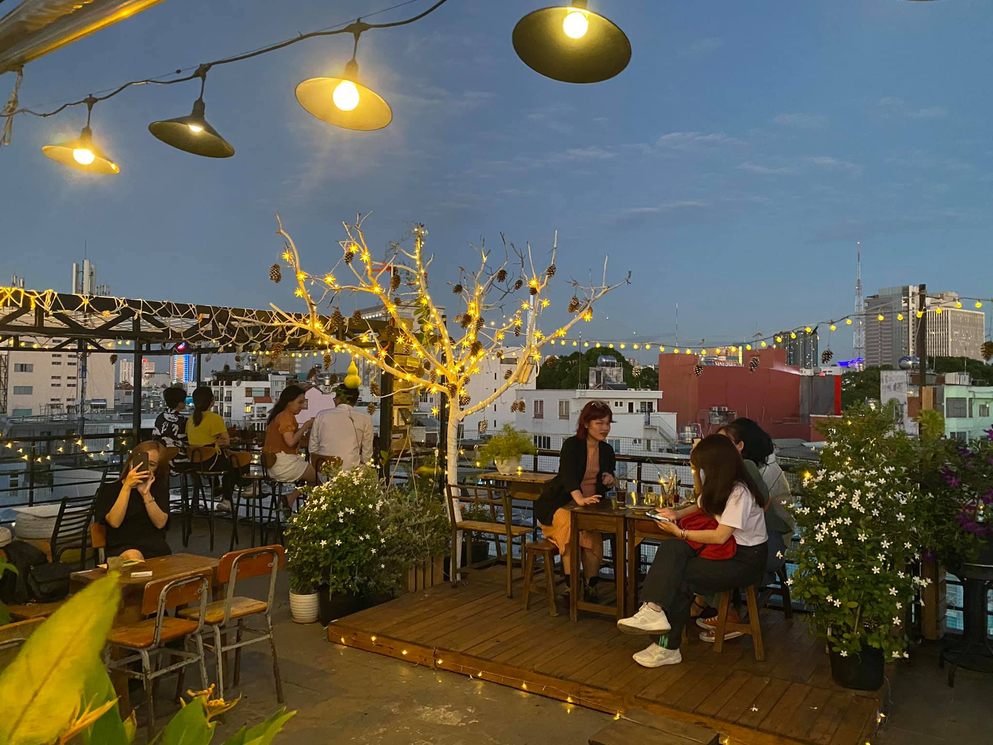 1991 Rooftop Coffee & More được xem là quán cà phê Đà Lạt giữa Sài Gòn (Nguồn: Internet)