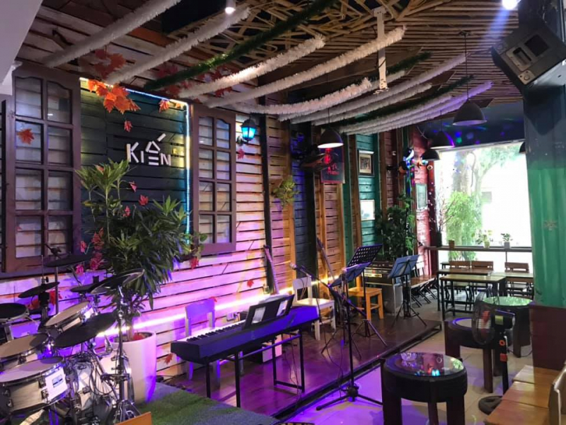 không gian quán Cafe Kiến