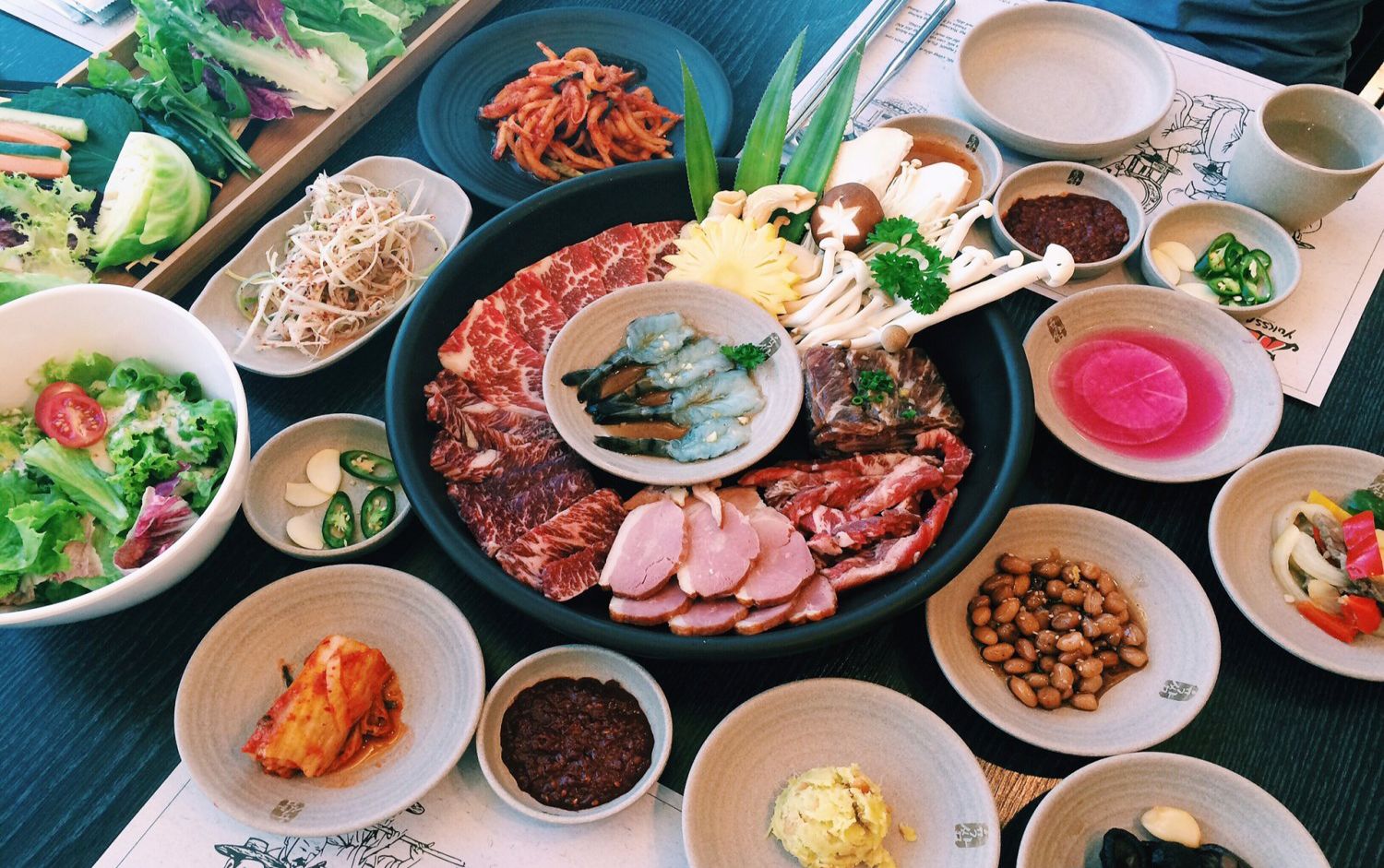 Yukssam - Địa điểm thưởng thức buffet món Hàn tại Hà Nội 