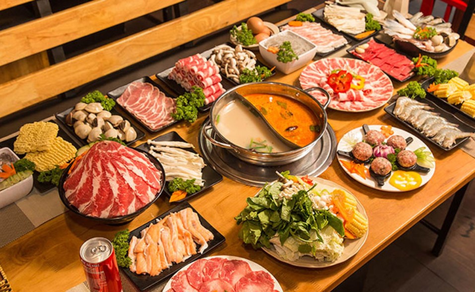 Taka BBQ nổi tiếng với các món nướng và lẩu Hàn Quốc cực ngon miệng