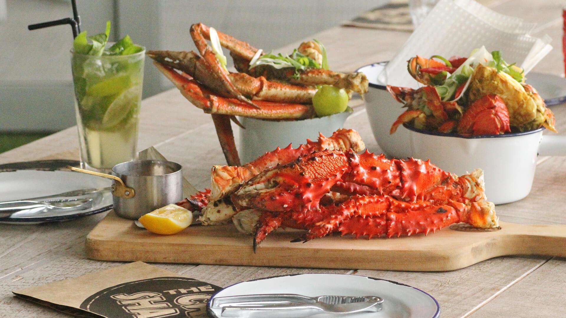 Crab Shack - Buffet hải sản quận 7 ngon, hút khách