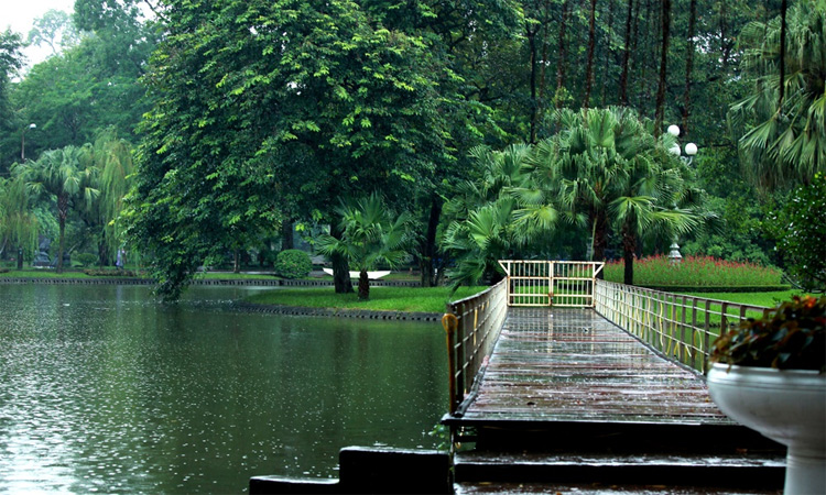 Công viên Thủ Lệ Hà Nội