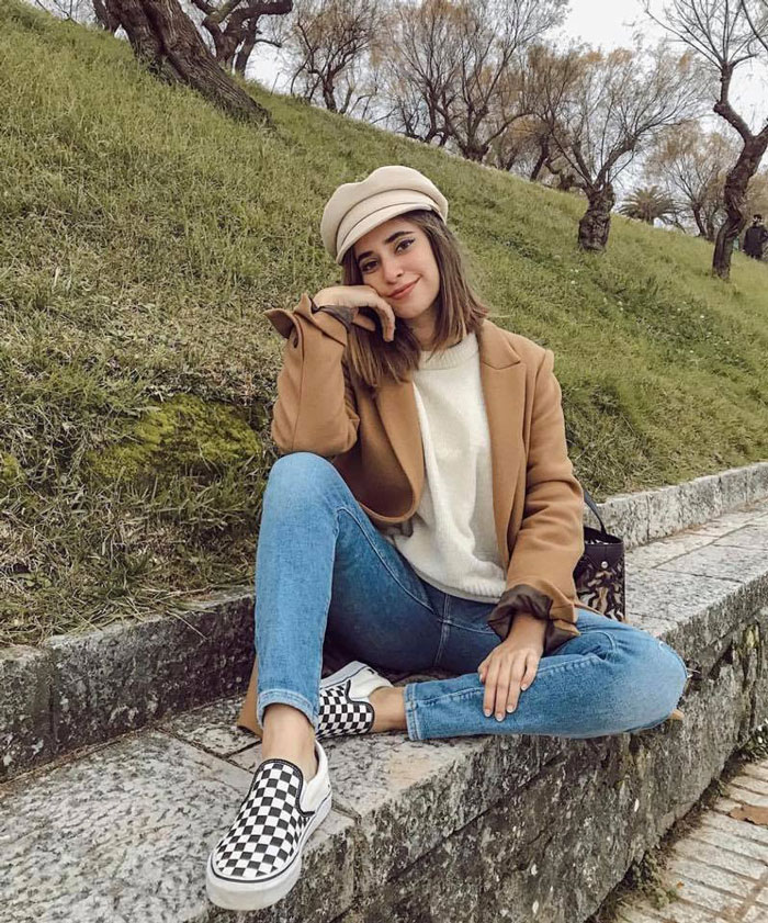 giày vans caro phối cùng quần dài rất đẹp