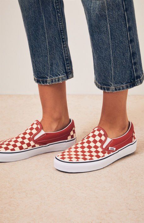 giày vans caro đỏ trắng