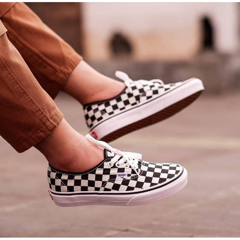 giày vans caro đen trắng đẹp